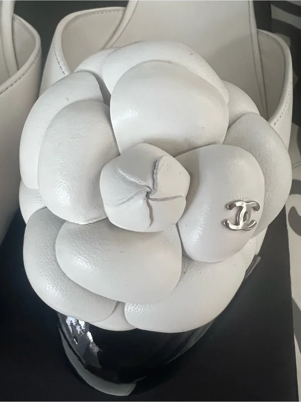 NEW CHANEL White Leather Camellia Mary Jane Mules with Black Cap Toe